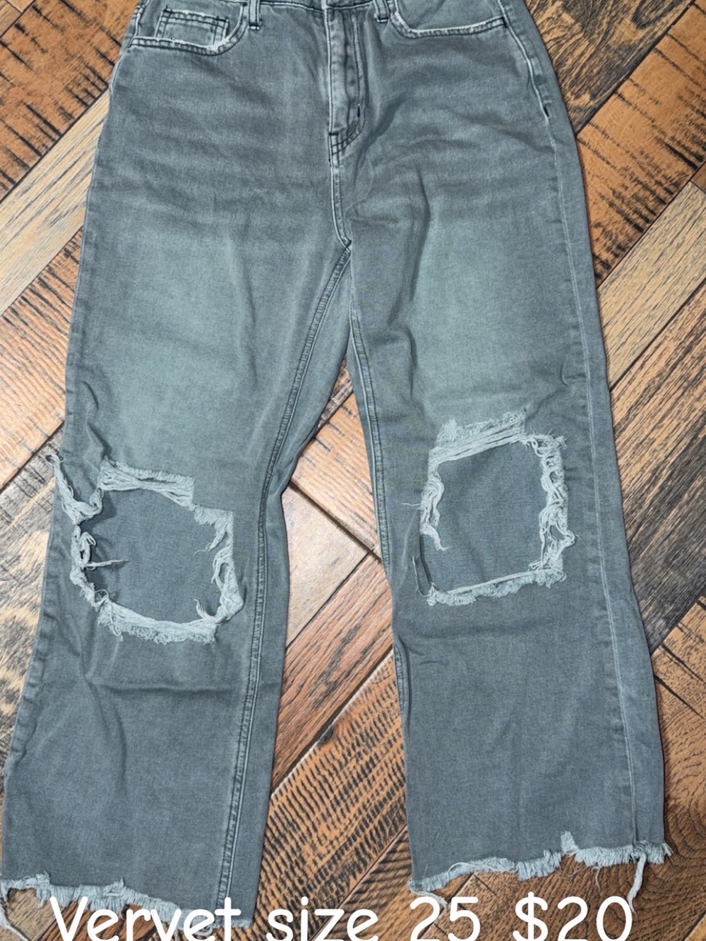 Women's Distressed wide leg crop Jeans in Faded Gray - Size 25